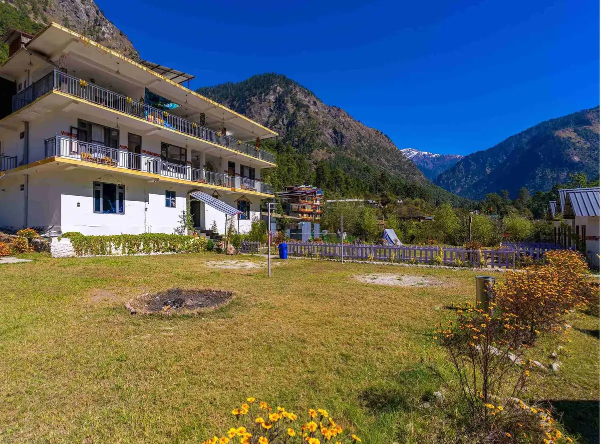 Himtrek Stays, Kasol